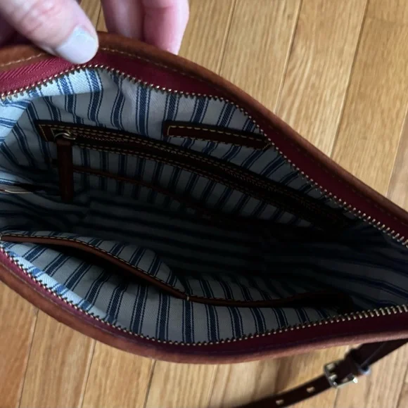 Dooney & Bourke Black with Brown Nylon Crossbody Hobo Bag.   NWOT - Picture 10 of 10